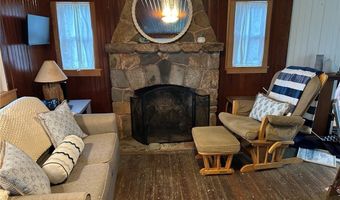 24 Point Meadows Rd, Little Compton, RI 02837