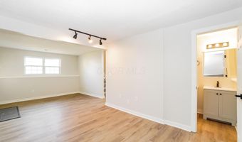 823 Gulliver Dr, Columbus, OH 43207