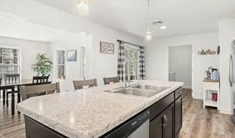 81 Driftwood Dr, Blakeslee, PA 18610