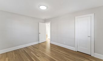 11 Roger Ave, Danbury, CT 06810