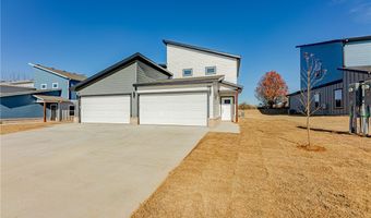 1603 SW Casuarina Dr 2, Bentonville, AR 72713