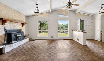 1064 Knollwood Acres Rd, Boiling Springs, SC 29316