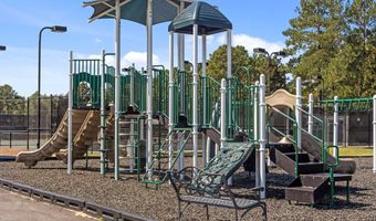 530 Legacy Lakes Way, Aberdeen, NC 28315