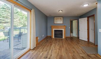 13638 Hidden Creek Dr, Andover, MN 55304