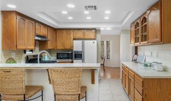 13411 Ivanpah Rd, Apple Valley, CA 92308