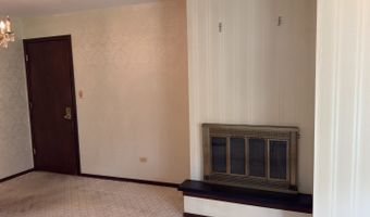 831 S Dwyer Ave A, Arlington Heights, IL 60005