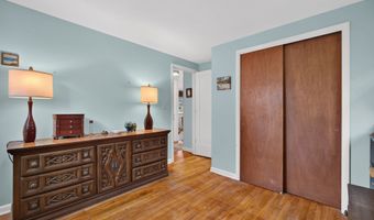 40 Cedar Rd, Clinton, CT 06413