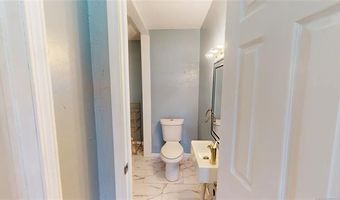 520 N Crownpoint Dr, Ada, OK 74820