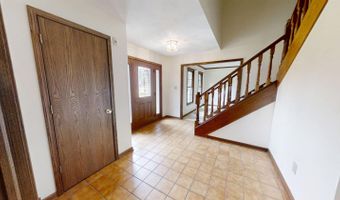80 Hillcrest Estates Dr, Batesville, IN 47006