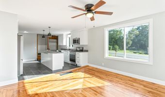 1 Blackstrap Rd, Falmouth, ME 04105