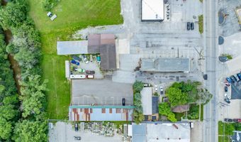 1712 S Wayne Ave, Auburn, IN 46706