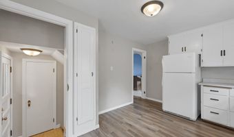 1203 W NORTHLAND Ave, Appleton, WI 54914