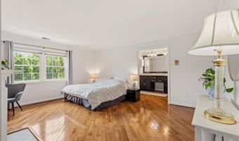 6313 MANCHESTER Way, Alexandria, VA 22304