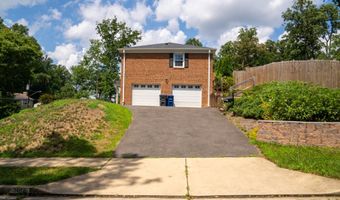 5012 LARNO Dr, Alexandria, VA 22310