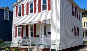 25 Richmond St, Bristol, RI 02809