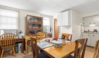 134 Duke St, East Greenwich, RI 02818