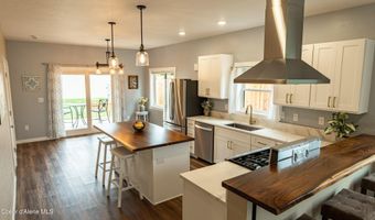 6806 Selkirk St, Bonners Ferry, ID 83805
