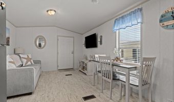 514 E Ft Macon Rd, Atlantic Beach, NC 28512