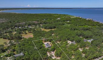 320 Shore Rd, Amagansett, NY 11930