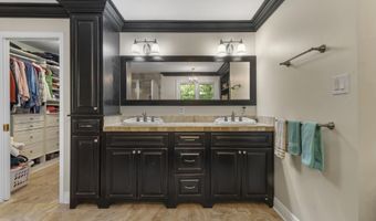 1099 Campbell Dr, Biloxi, MS 39532