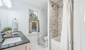 324 Highlake Ave, Ann Arbor, MI 48103