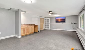 4212 Kingston Dr, Anchorage, AK 99504