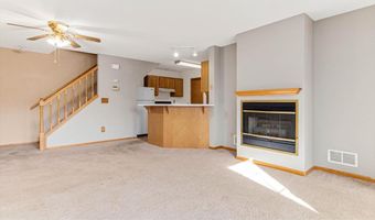 1870 Donegal Dr 2, Woodbury, MN 55125