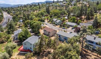 1179 N Main St, Ashland, OR 97520