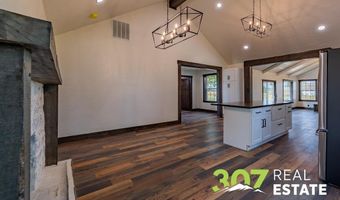 15 Cole Rd, Cody, WY 82414