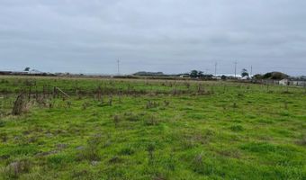 1127 Moxon Ln, Arcata, CA 95521