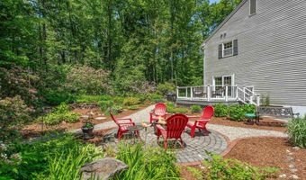 10 Buttonwood Rd, Bedford, NH 03110