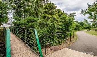 1105 Parkwood Ave, Charlotte, NC 28205