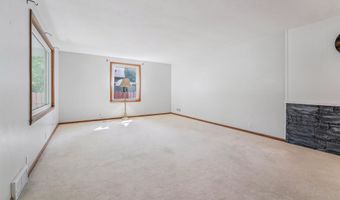 35 FOSTER Ct, Appleton, WI 54915
