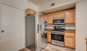 10001 Peace Way 1228, Las Vegas, NV 89147