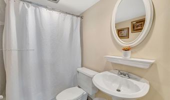 10101 E Bay Harbor Dr 502, Bay Harbor Islands, FL 33154