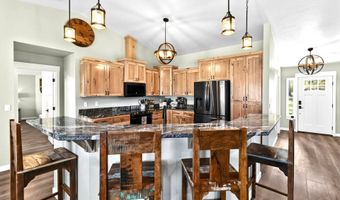 91403 Marbrook Ln, Blue River, OR 97413