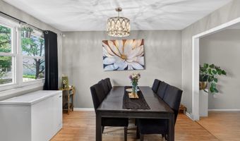 726 PLUMTREE Ln, Claymont, DE 19703