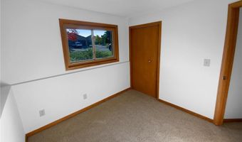 5657 144th St W, Apple Valley, MN 55124