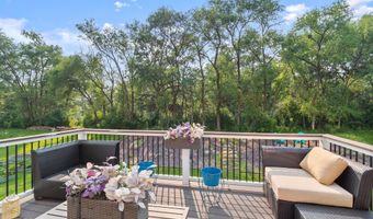 4313 Parkview Cir, Anoka, MN 55303