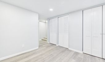 1403 W 3rd St, Anderson, IN 46016