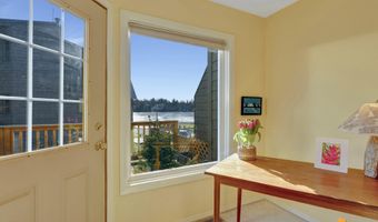 1854 Buccaneer Pl, Anchorage, AK 99501