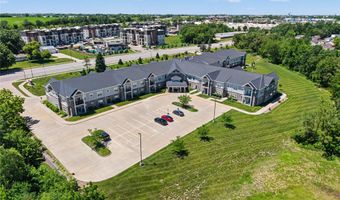 1427 34th Ave SW 213, Altoona, IA 50009