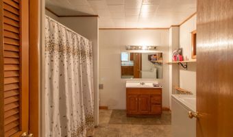 18 Cross St, Brighton, VT 05846