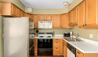 1537 Whispering Creek Dr, Ballwin, MO 63021