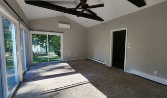 40 Durant Ave B, Bethel, CT 06801