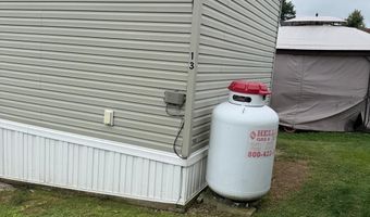 13 HILLTOP Ave, Akron, PA 17501