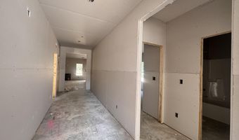 408 Redwater Trl 601, Aberdeen, NC 28315