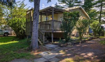 61 Hudson Ave, Athens, OH 45701