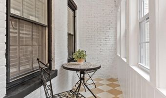 15 Chapel St, Ashburnham, MA 01430