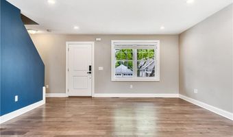 239 Mauran Ave, East Providence, RI 02914